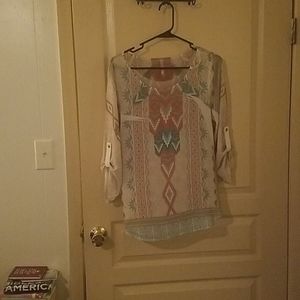💜 3/$15 DNA Couture tribal print blouse